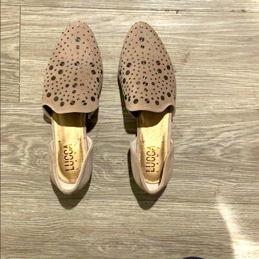 Shoes/ flats